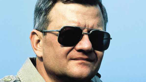 El escritor Tom Clancy fallece a los 66 años