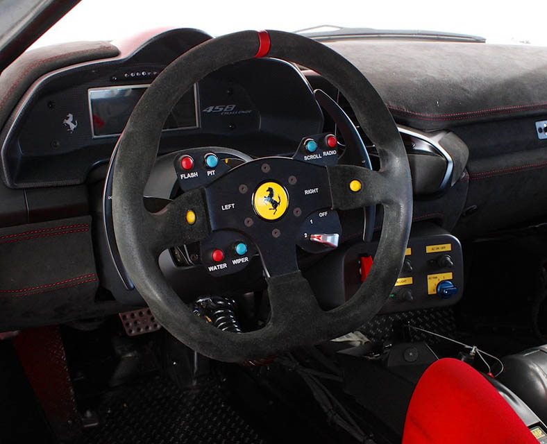 Ferrari 458 Challenge - Interior